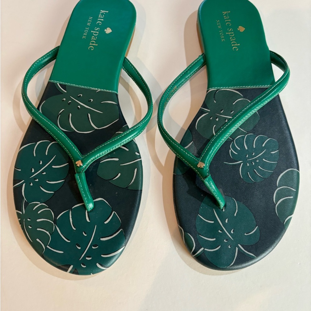 KATE SPADE Sz 8 Green Sandals with Tropical Design - Picture 2 of 10